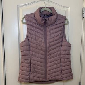 Women's Old Navy Puffer Vest - Mauve Outdoorsy